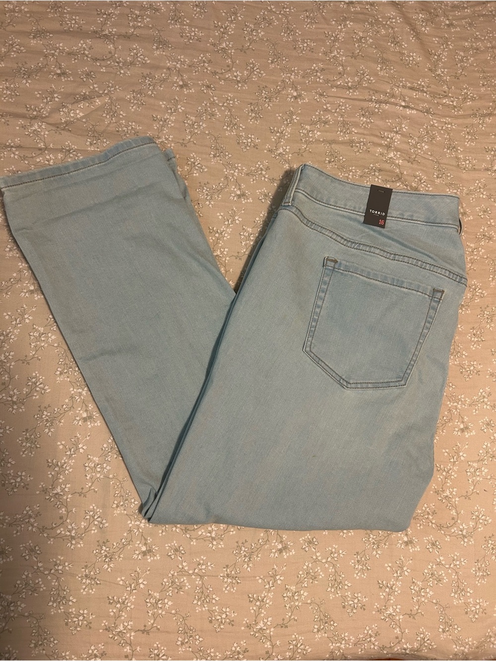 torrid Light Blue “perfect boyfriend crop” Jeans